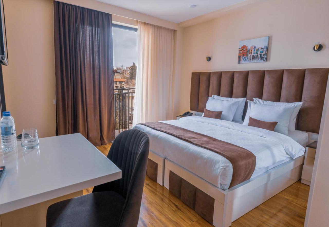 Hotel Residence Plaza Tbilisi Exterior foto